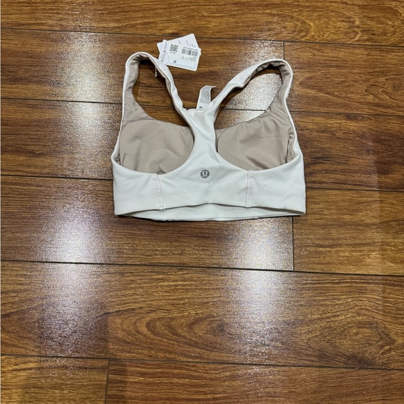 Lululemon sports bra - Picture 2 of 3